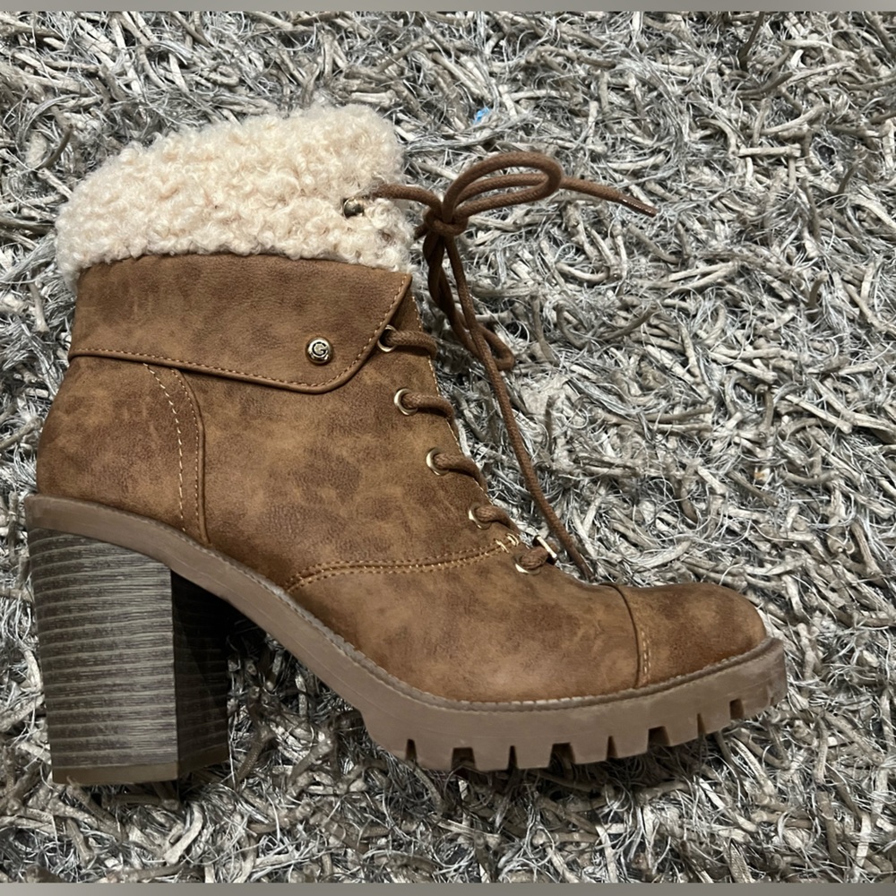 GBG above the ankle high heeled boots size 8